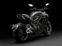 Todas las piezas originales y de repuesto para su Ducati Diavel Carbon FL USA 1200 2017.